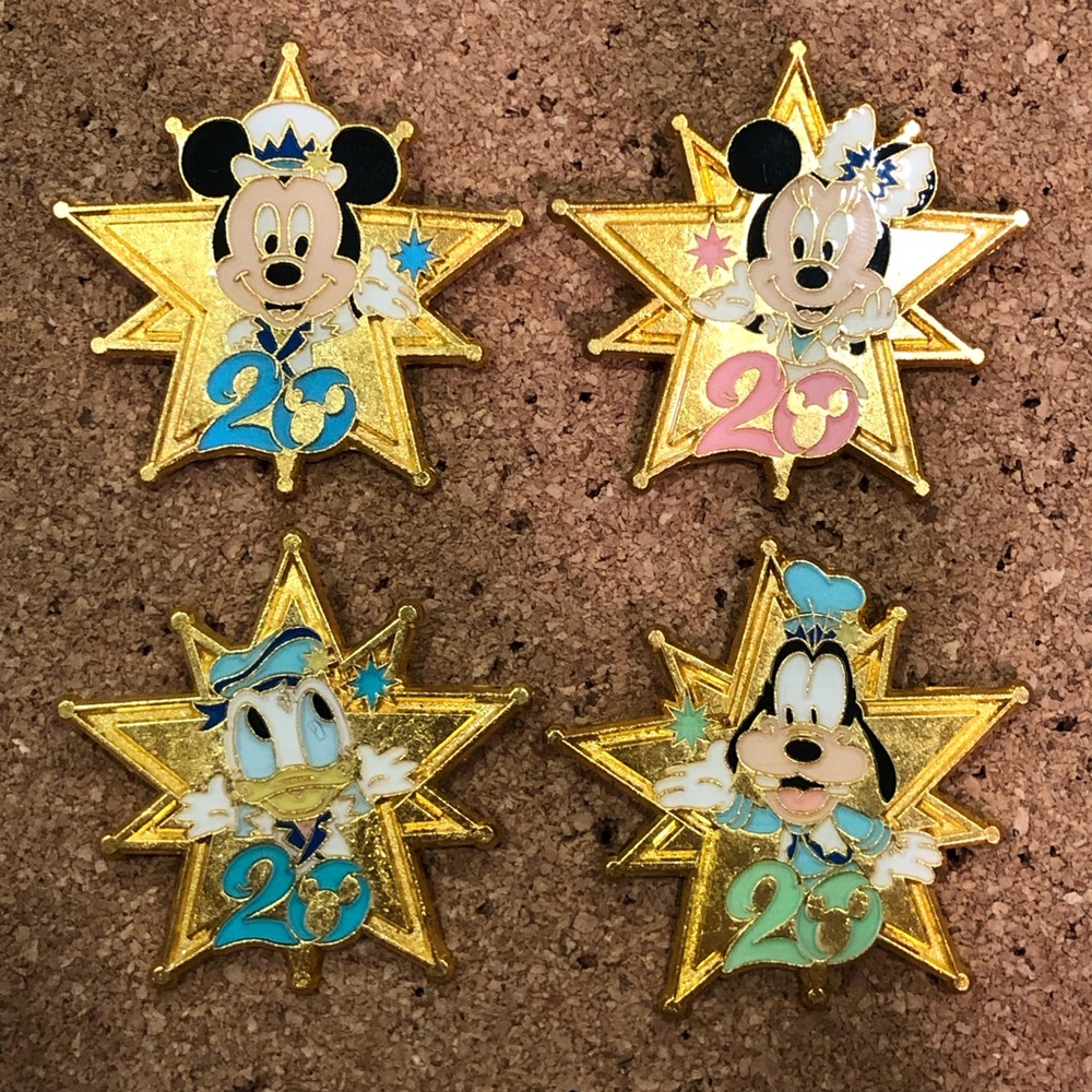 Tokyo Official Disney Trading Pins- Mickey, Minnie, Goofy & Donald
